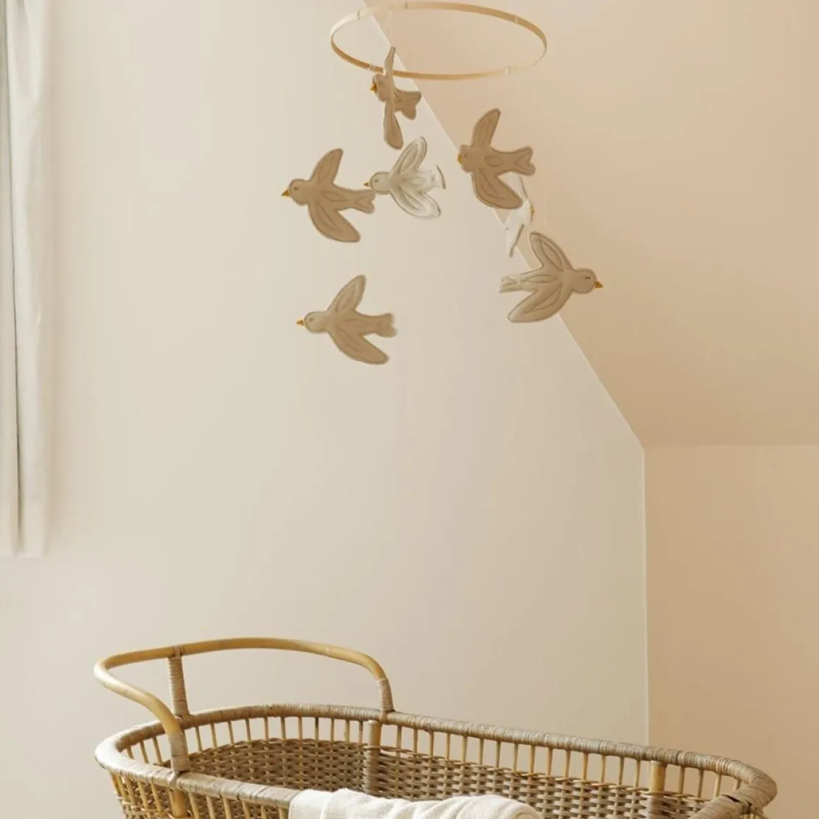 Nanami Mobiel Birds Naturel