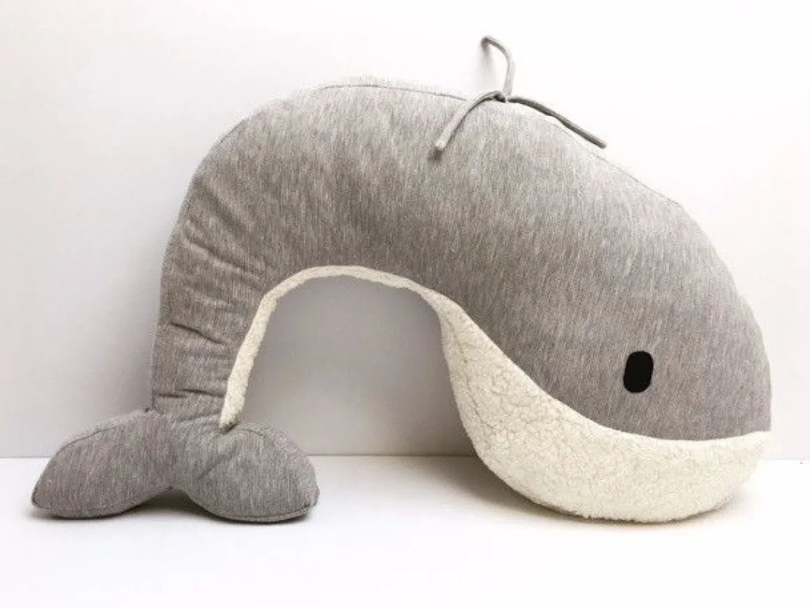 Nanami Voedingskussen Walvis Momo Grijs